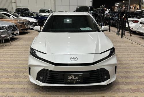 Toyota Camry 2025