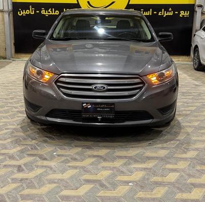 Ford Taurus 2014