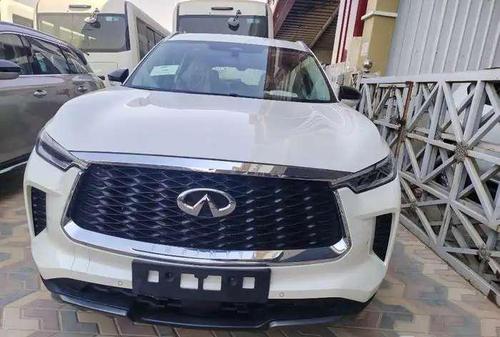 انفينيتي QX60 2024
