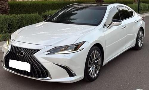 Lexus ES 350 2023