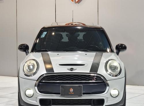 Mini Cooper Hatch 2016