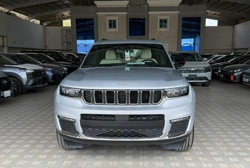 Jeep Grand Cherokee 2025