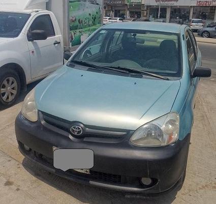 Toyota Echo 2004