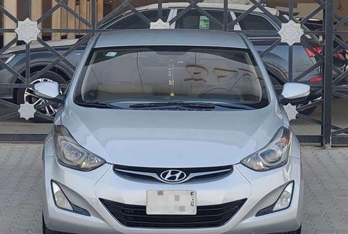 Hyundai Elantra 2015