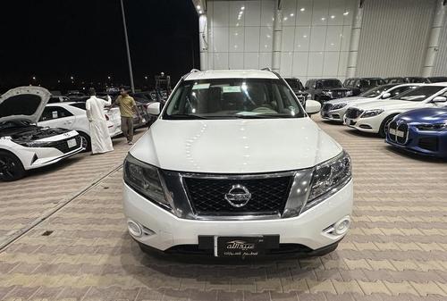 Nissan Pathfinder 2014