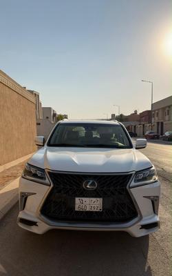 Lexus LX 570 2020