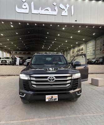 Toyota Land Cruiser 2023