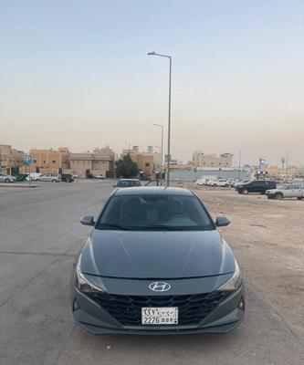 Hyundai Elantra 2022