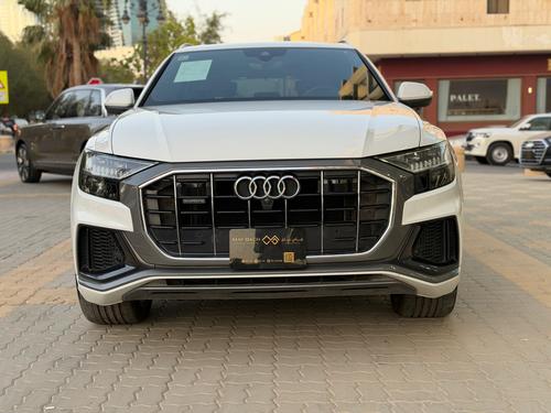 Audi Q8 2021