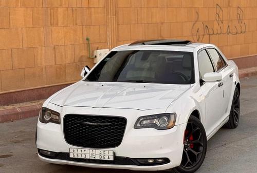 Chrysler 300 2021