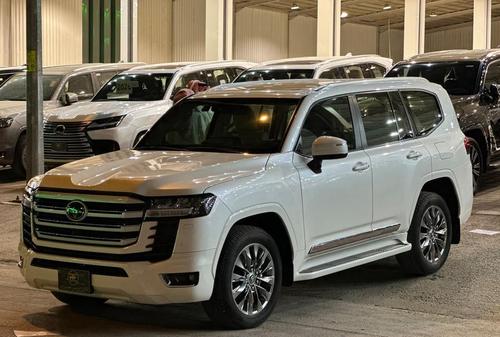 Toyota Land Cruiser 2024