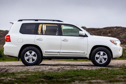 Toyota Land Cruiser 2013