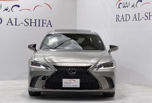 Lexus ES 350 2019