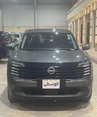 نيسان كيكس 2025