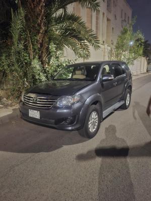 تويوتا اف جى 2013