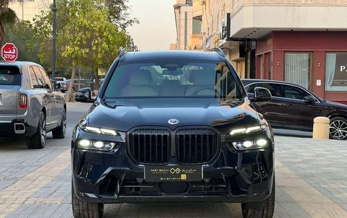 بي ام دبليو X7 2023