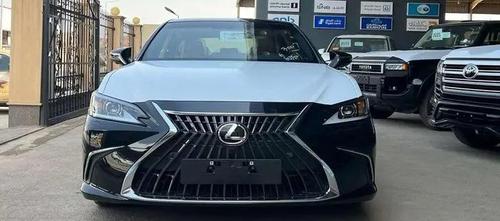 لكزس Ls 2025