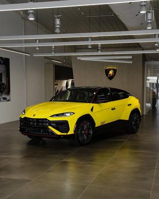 Lamborghini Urus 2025