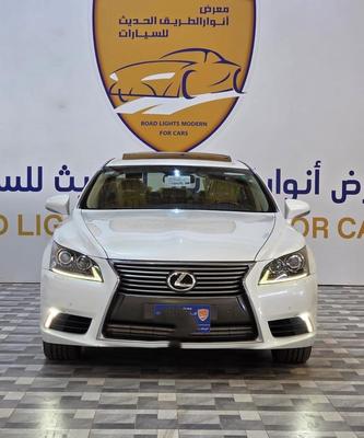لكزس أخرى 2015