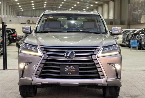 Lexus LX 570 2017
