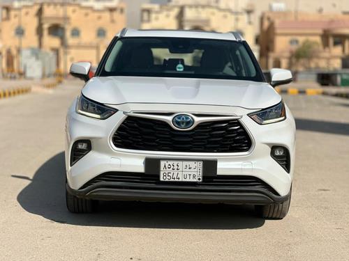 تويوتا هاى لاندر 2023