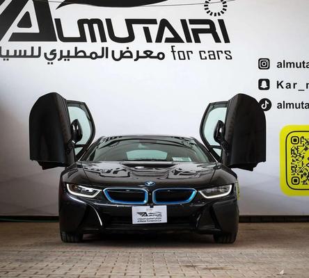 BMW I8 2016
