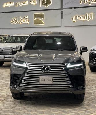 لكزس أخرى 2024