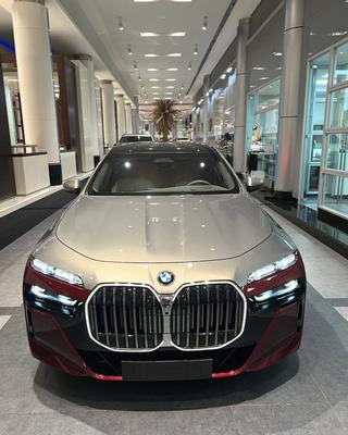 بي ام دبليو 7 Series 2024