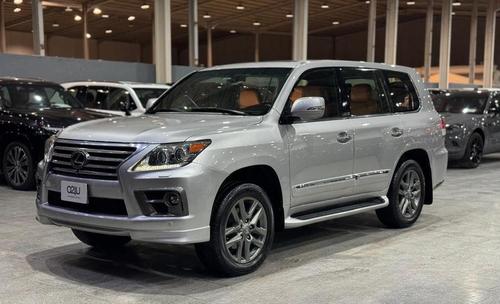 Lexus LX 570 2012