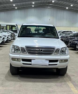 لكزس LX 570 2004
