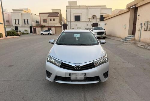 Toyota Corolla 2015