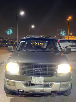 فورد اكسبيديشن 2004