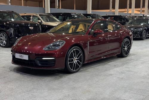 Porsche Panamera 2022