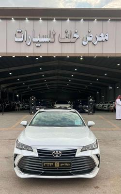 تويوتا أفالون 2022