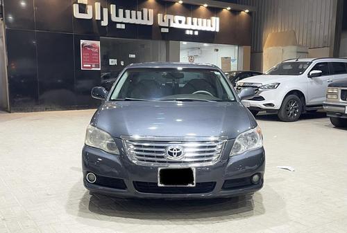 تويوتا أفالون 2009