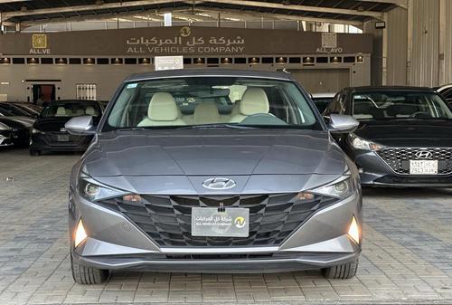 Hyundai Elantra 2023