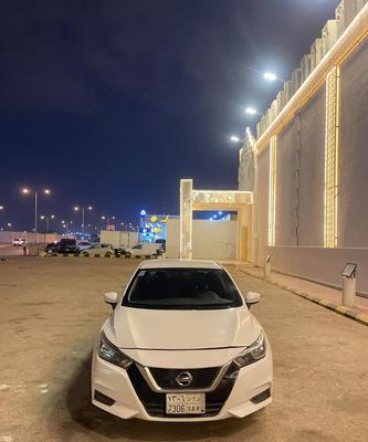Nissan Sunny 2022