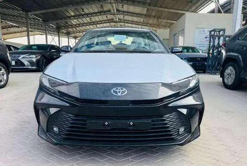 Toyota Camry 2025