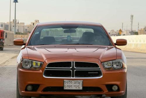 دودج تشارجر 2011