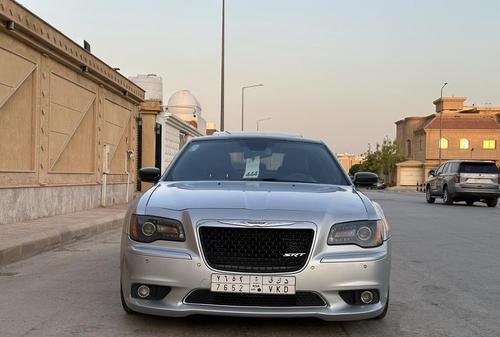 كرايسلر 300 2012