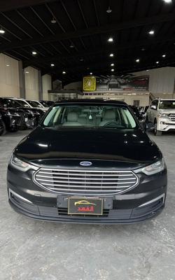 Ford Taurus 2020