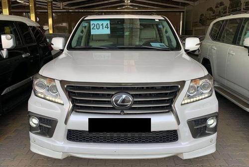 Lexus LX 570 2014