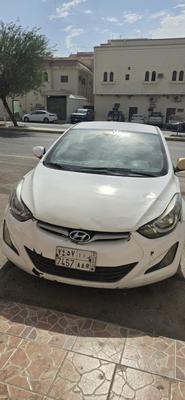 هيونداي إلنترا 2016
