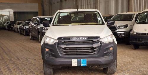 ايسوزو دى ماكس 2023