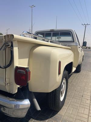جى ام سى هامر اى فى 1977