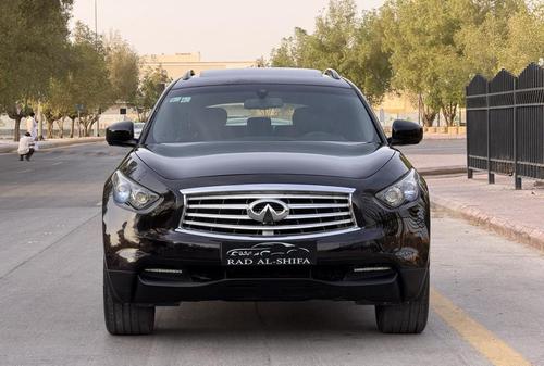 Infiniti QX70 2015