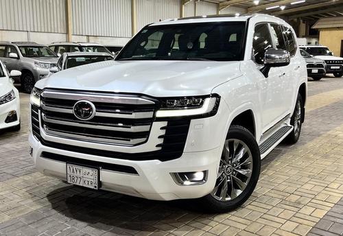Toyota Land Cruiser 2023