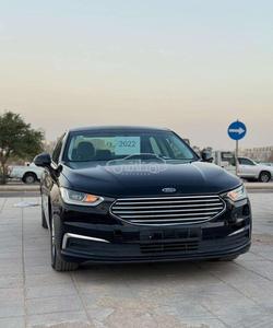 Ford Taurus 2022