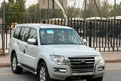 Mitsubishi Pajero 2017