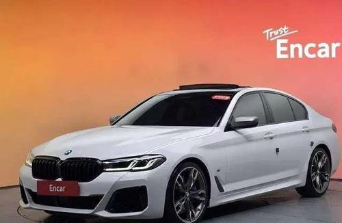 BMW 550 2022
